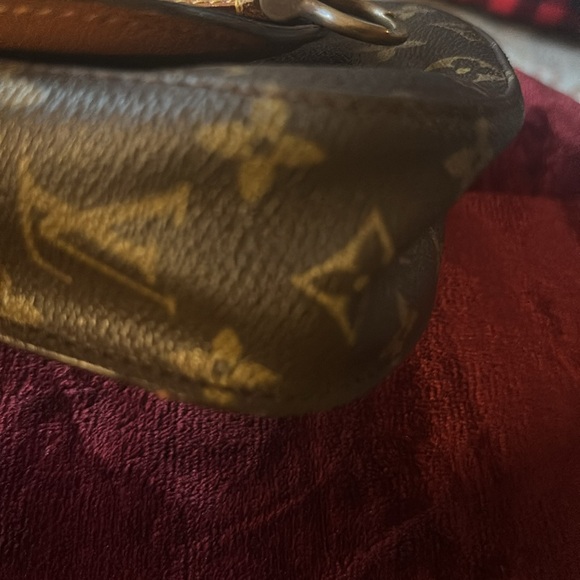 Louis Vuitton Brown Monogram Crossbody Bag - Picture 11 of 14